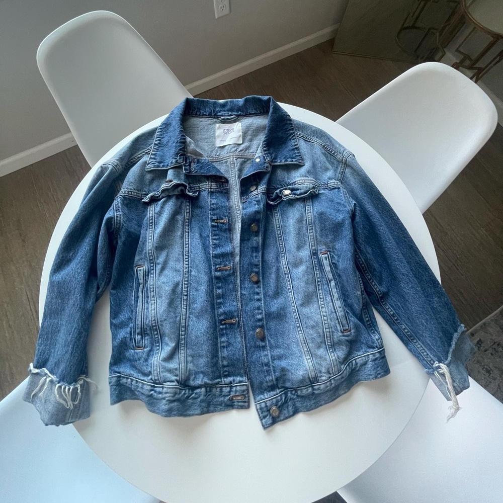Women’s Zara oversized jean jacket